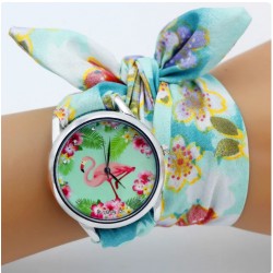 Montre femme flamant rose bracelet tissu